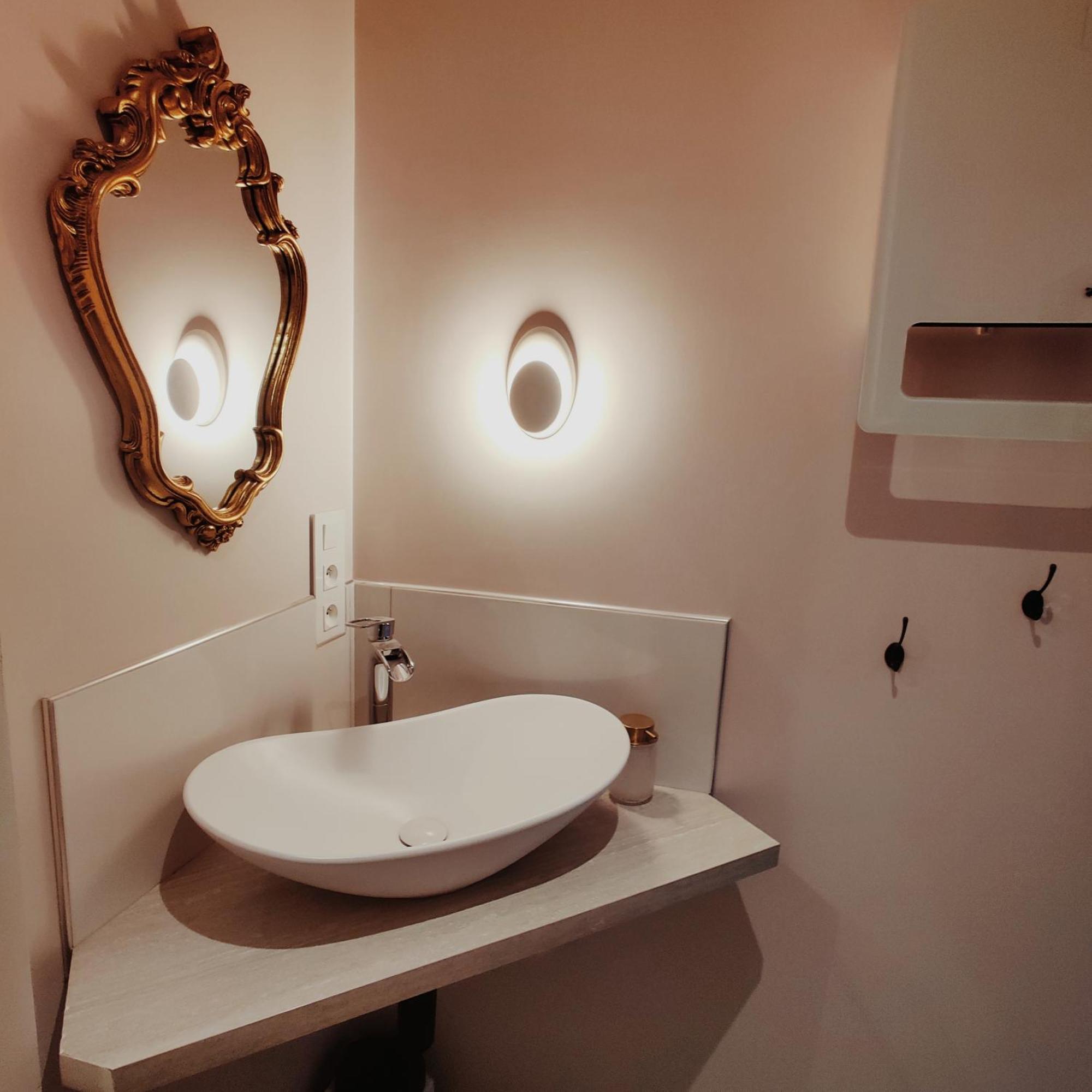Au Coin Du Chemin Hotel Chambéry Cameră foto
